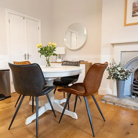 Lägenhet Wensleydale, Old School - Ground Floor Luxury In Richmond, North Yorkshire